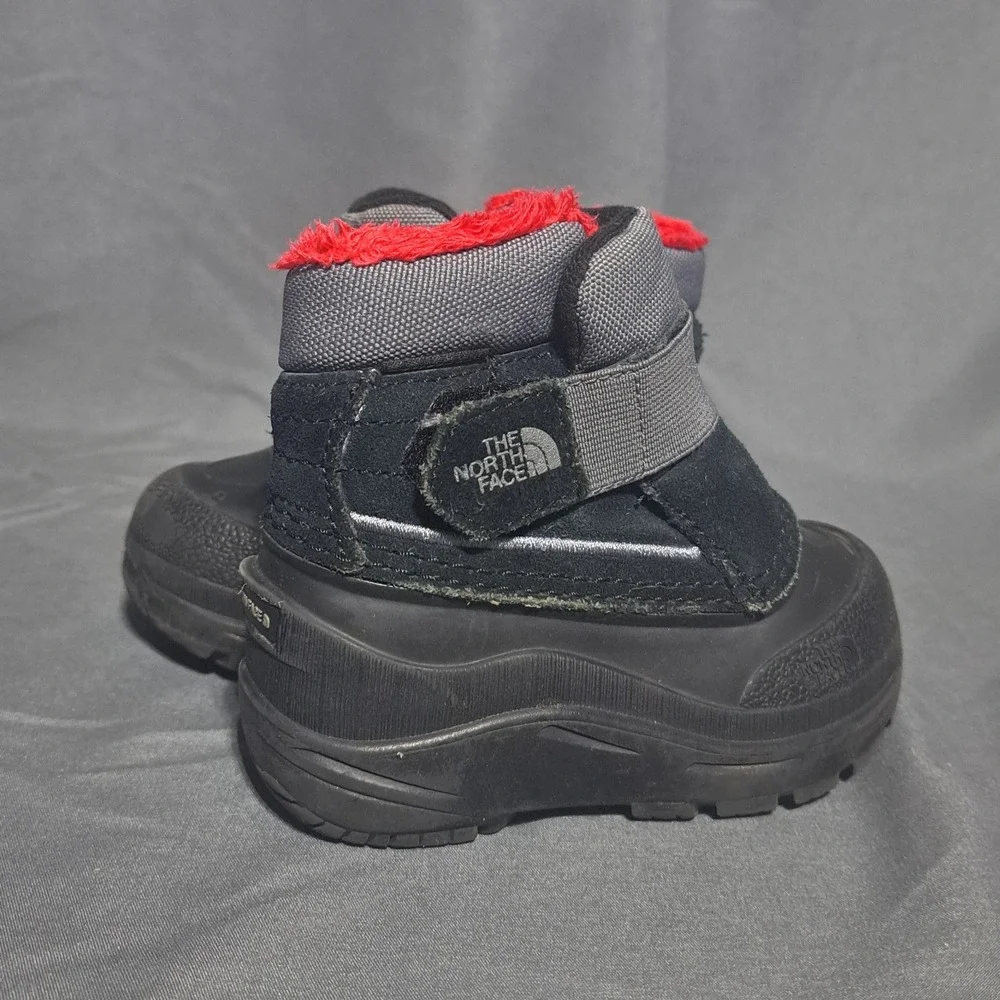 The North Face Toddler Sz 6 Alpenglow II Snow Boots‎ Black Red Lining Waterproof